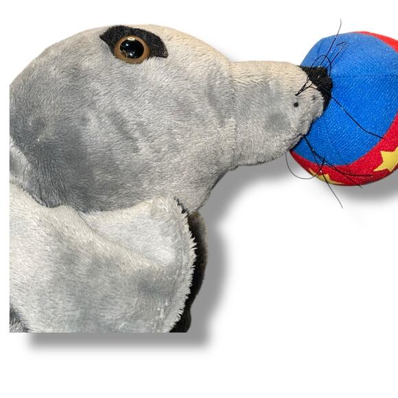 Restoration Hardware Murdock & Ross Hand Puppet Seal with Ball Star Gray Blue - Picture 6 of 14